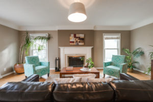 DESIRABLE MOCK CREST HOME