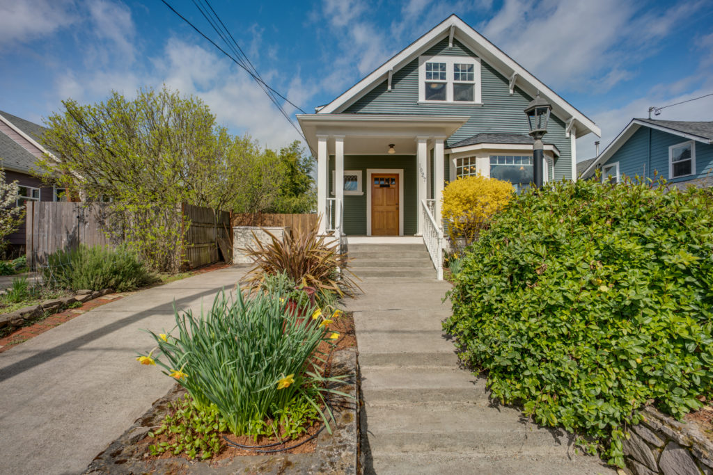 JUST LISTED Cool & Classic in Alberta Arts District Living Room Realty