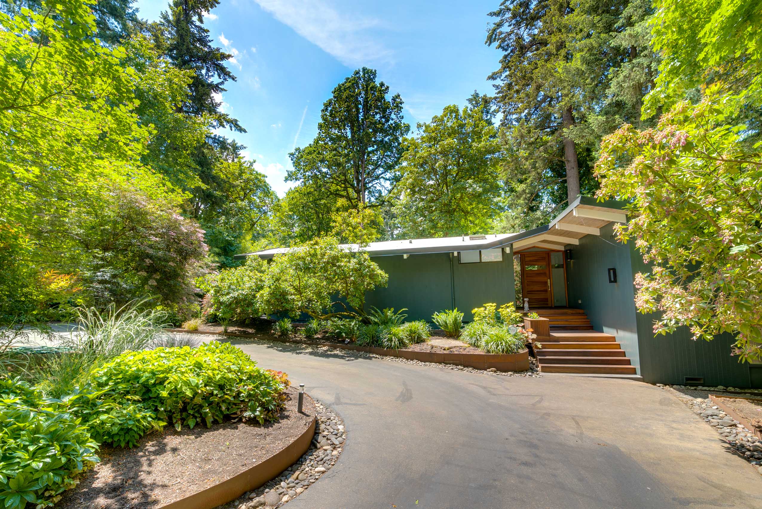 JUST LISTED: Stunning Northwest Style Mid Century Modern