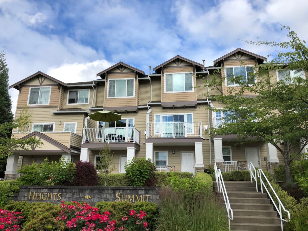 Sold!! Townhome in Desirable Progress Ridge Community