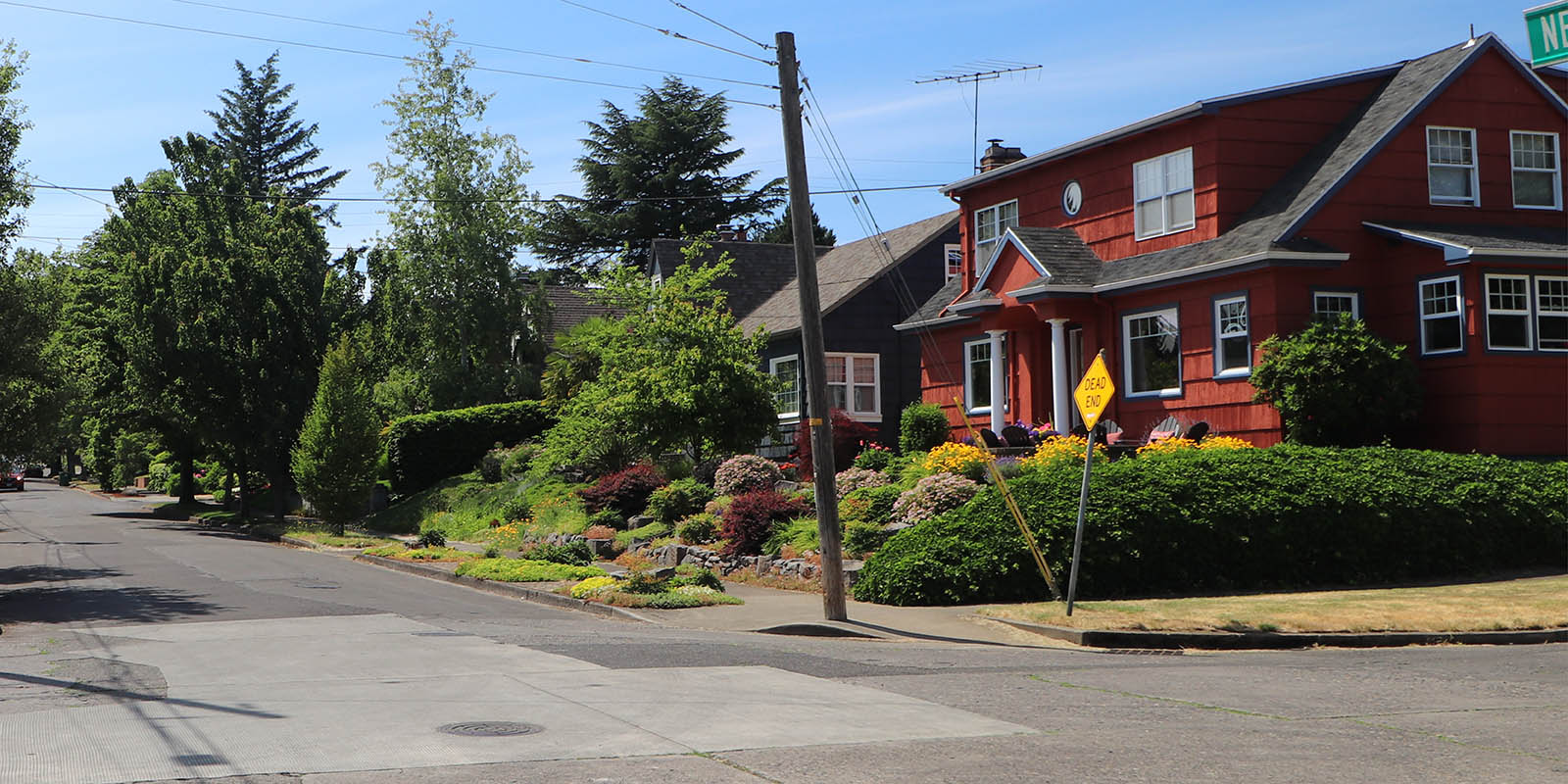 Rose City Park Real Estate Living Room Realty