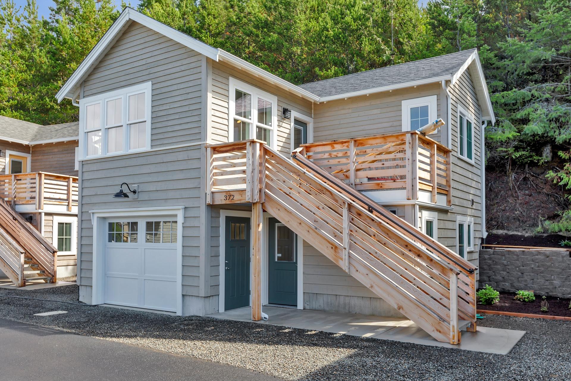 Brand New 2 Bedroom Manzanita Cottage