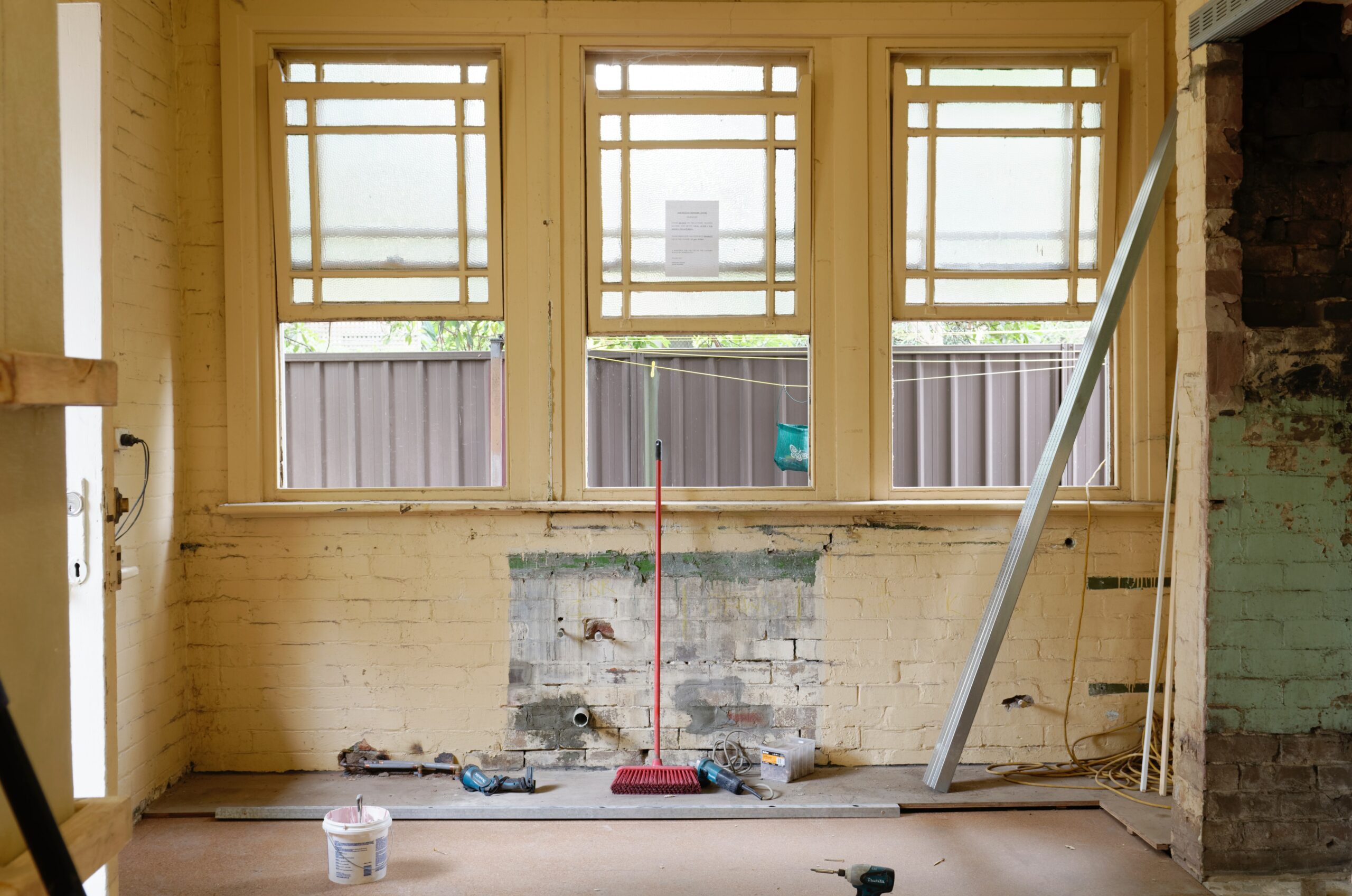 7 Points Checklist to consider before deciding to buy a Fixer-Upper