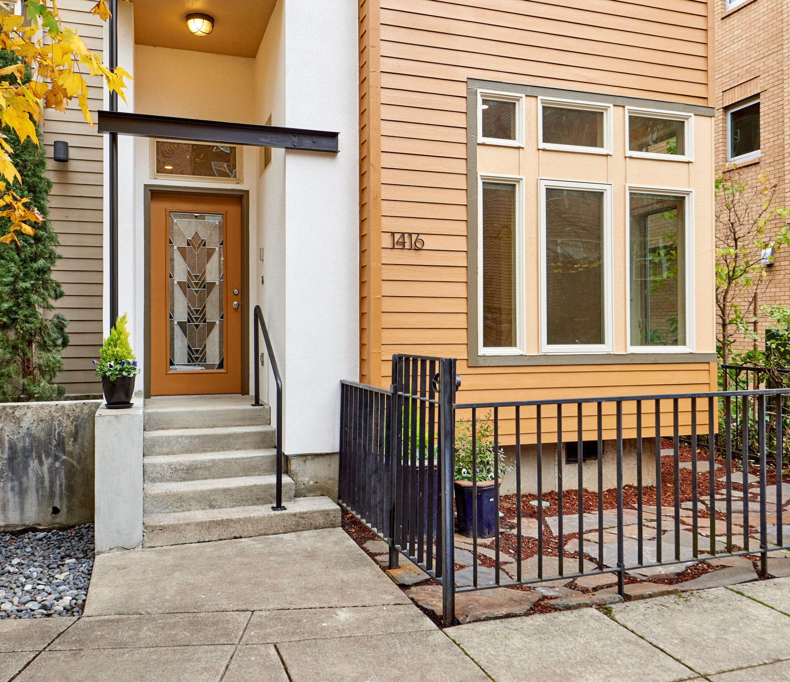 Just Listed: Bright Urban Townhome