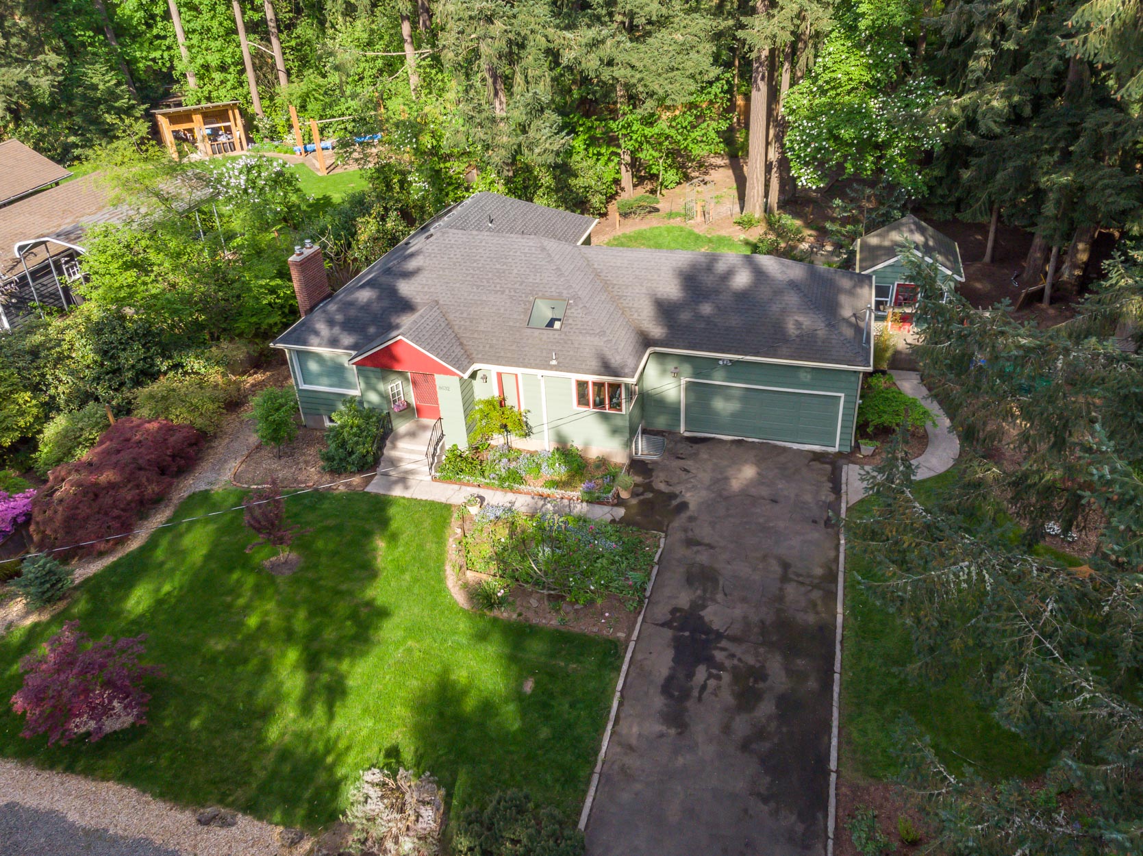 Cottage on Your Very Own Half Acre Forest in Close-In SW Portland