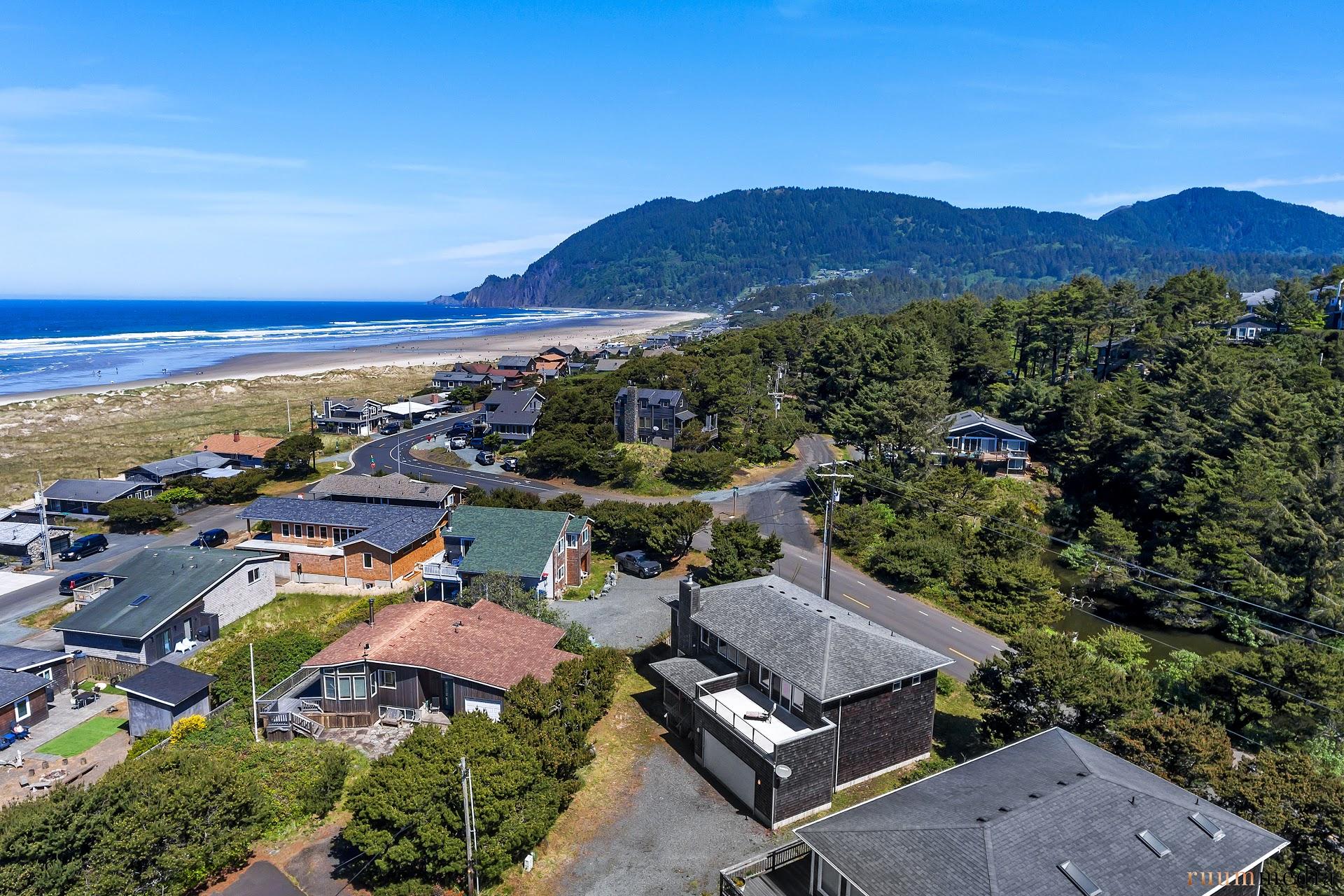 Just Listed-Ocean and Mountain Views