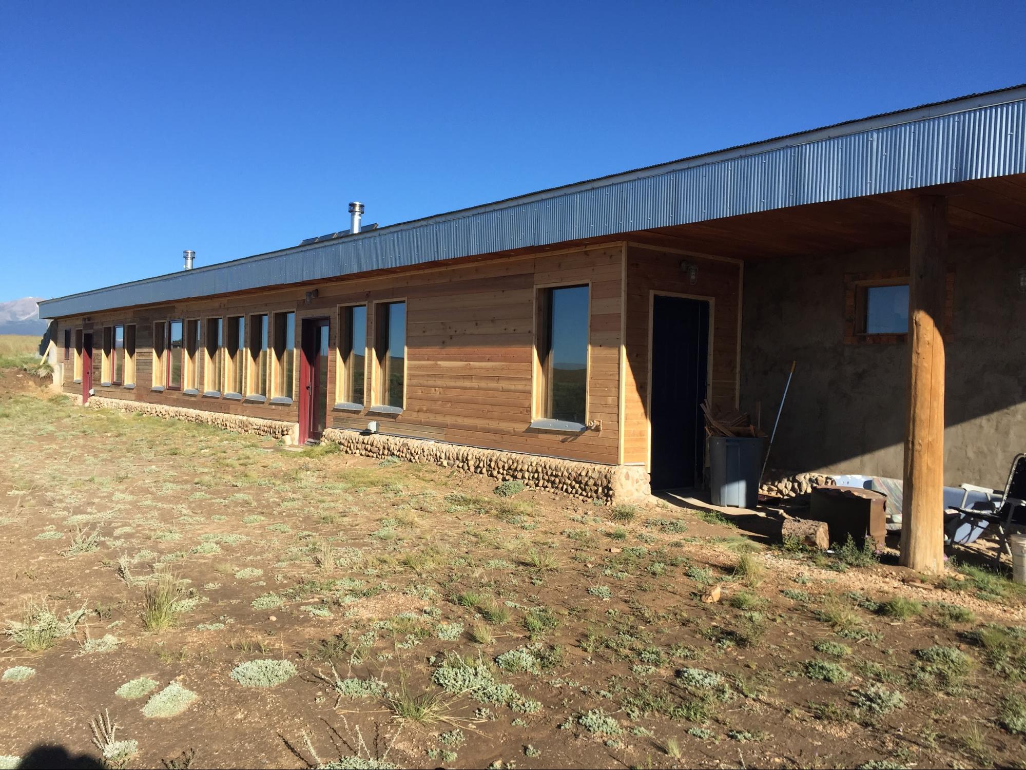 Living Off the Grid in an Eco-Friendly “Earthship”