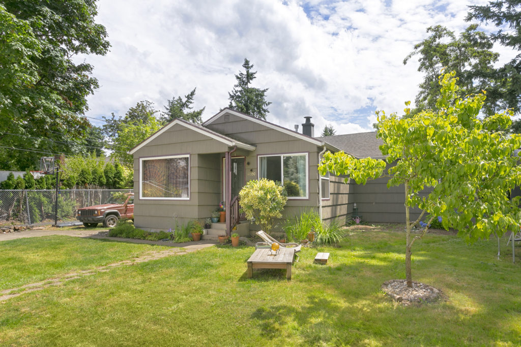 JUST LISTED Midcentury Charm in Parkrose Heights