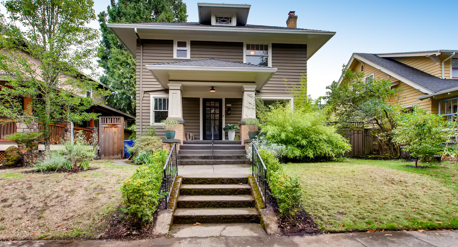Just Listed! Old Portland: Prairie-Style!