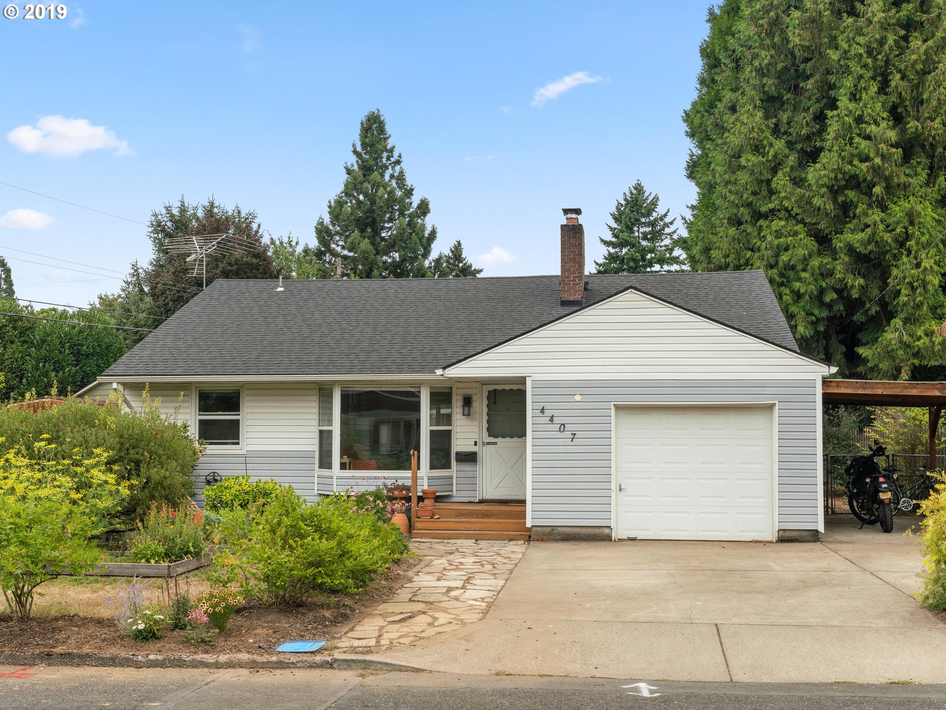 Happily Ever After in a Milwaukie Mid-Century