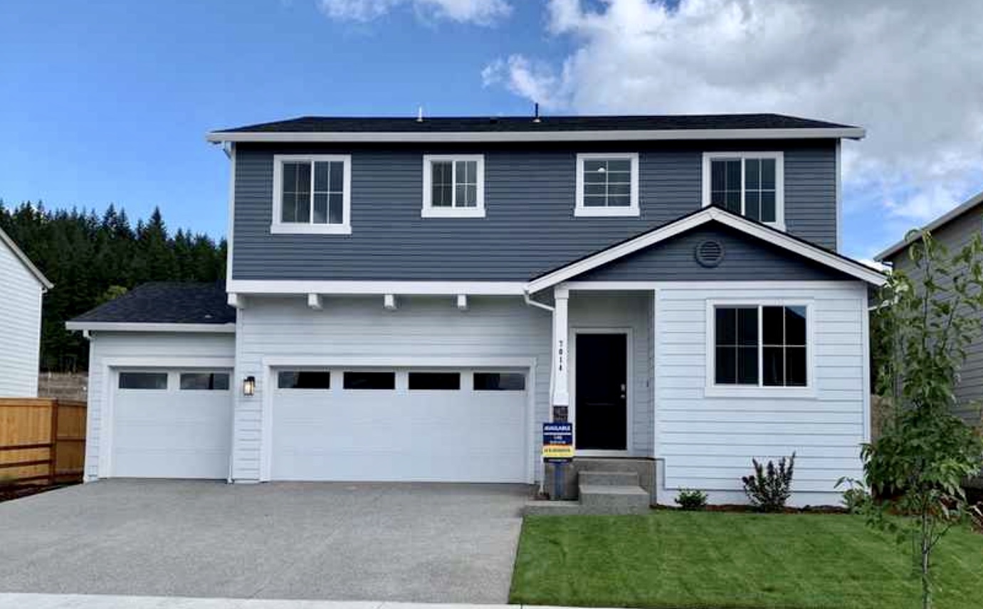 Just Sold new construction home in Camas Living Room Realty