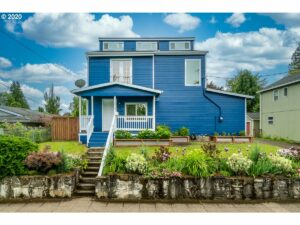 Living Room Realty Portland Real Estate