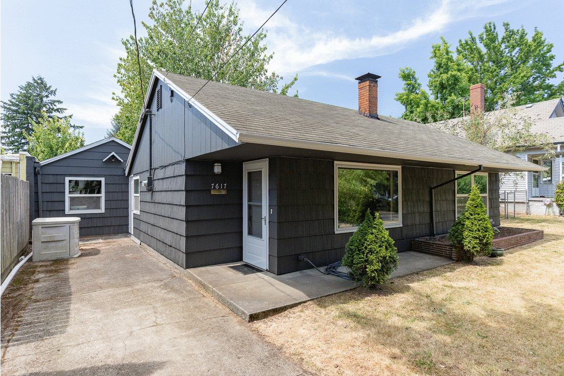 Just Sold – 7617 N Dwight Ave