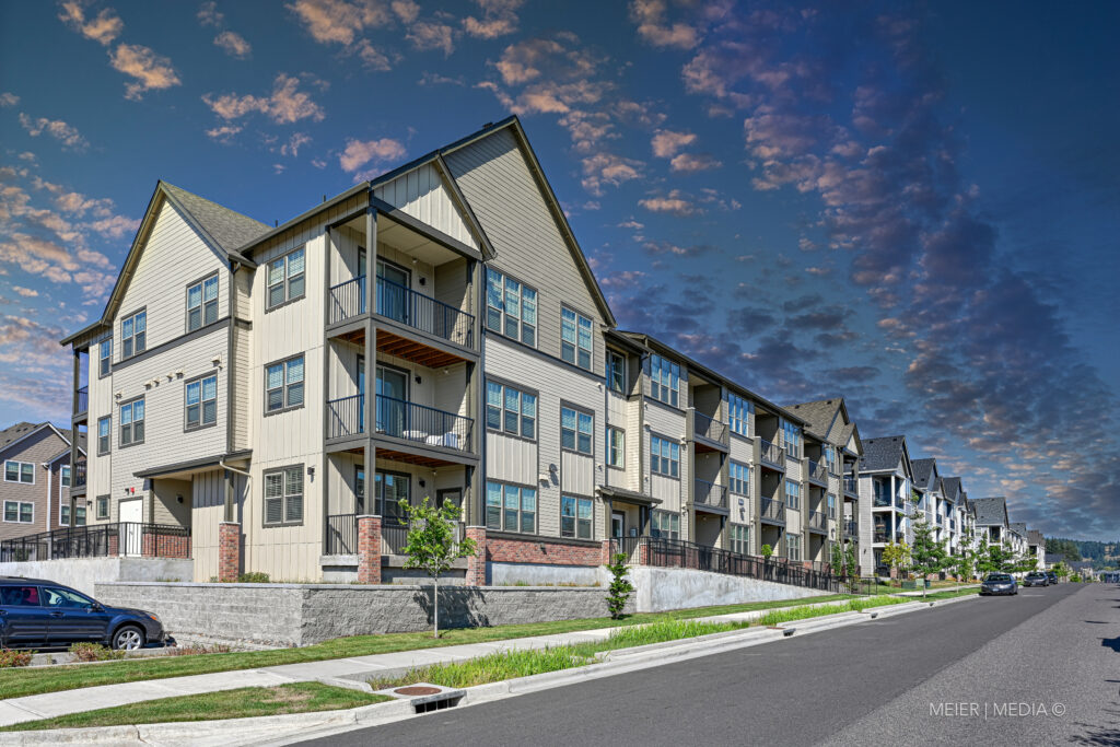 Just Listed This Bethany Condo Is A Cut Above! Living Room Realty