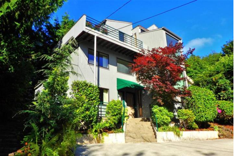 Willamette Heights Architectural Treehouse