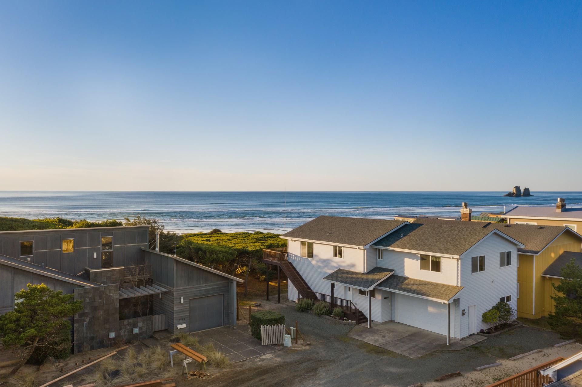 living room realty rockaway beach