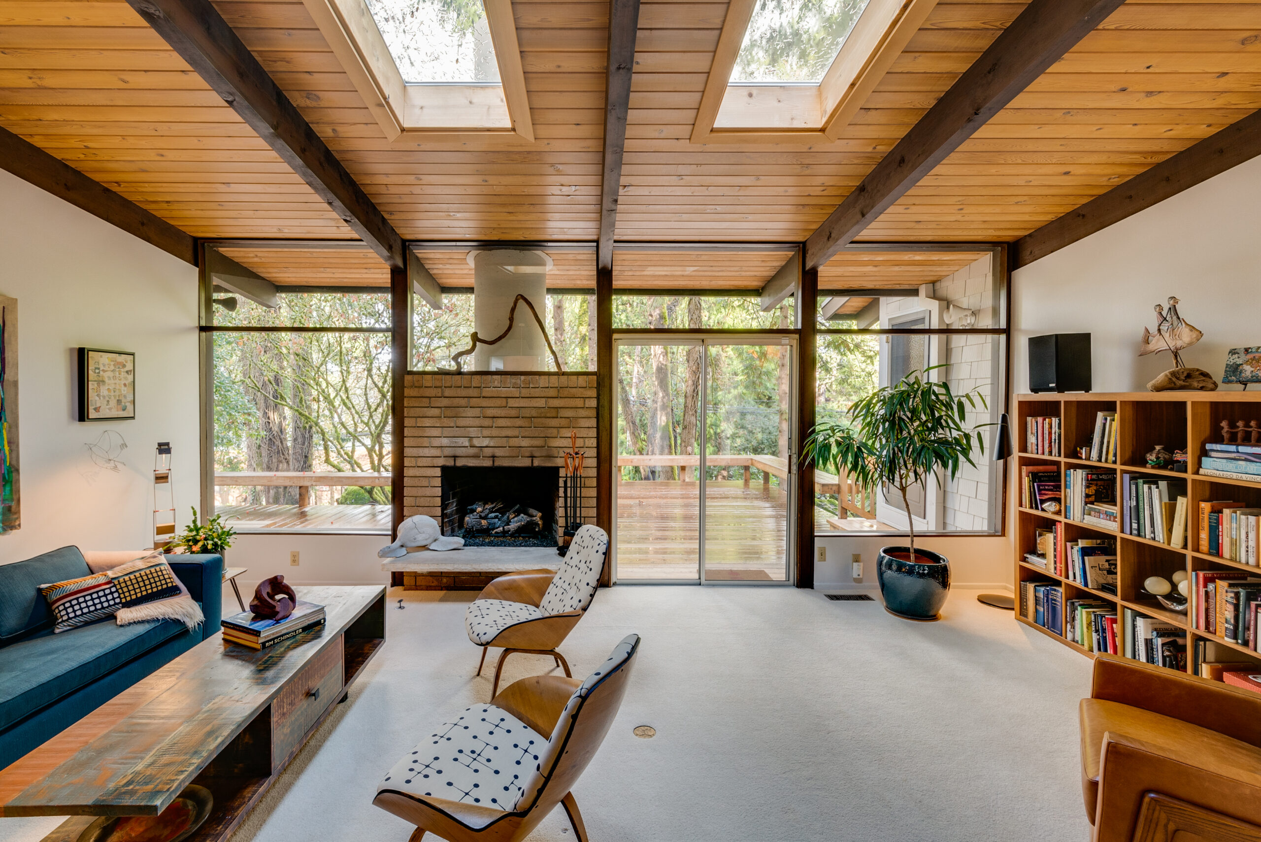 Just Sold! Mid Century Modern in Lake Oswego