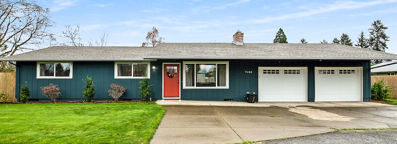 Just Listed! Marvelous Modern Living in Milwaukie