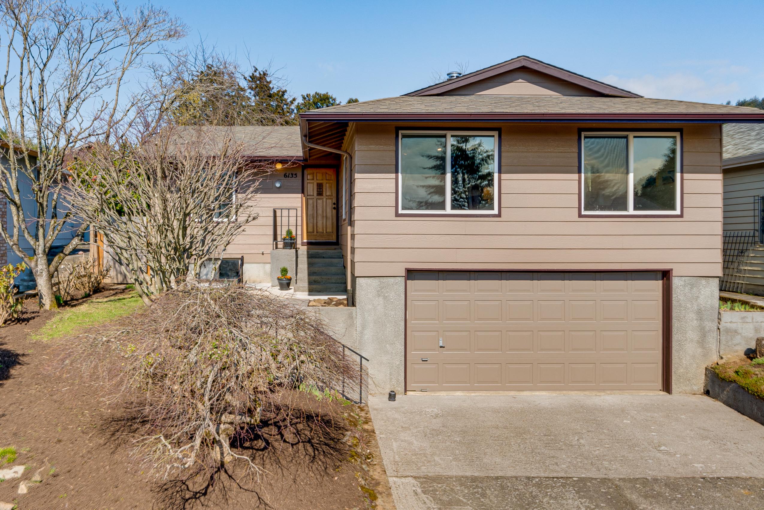 Just Listed! Contemporary Ranch in Mt. Tabor