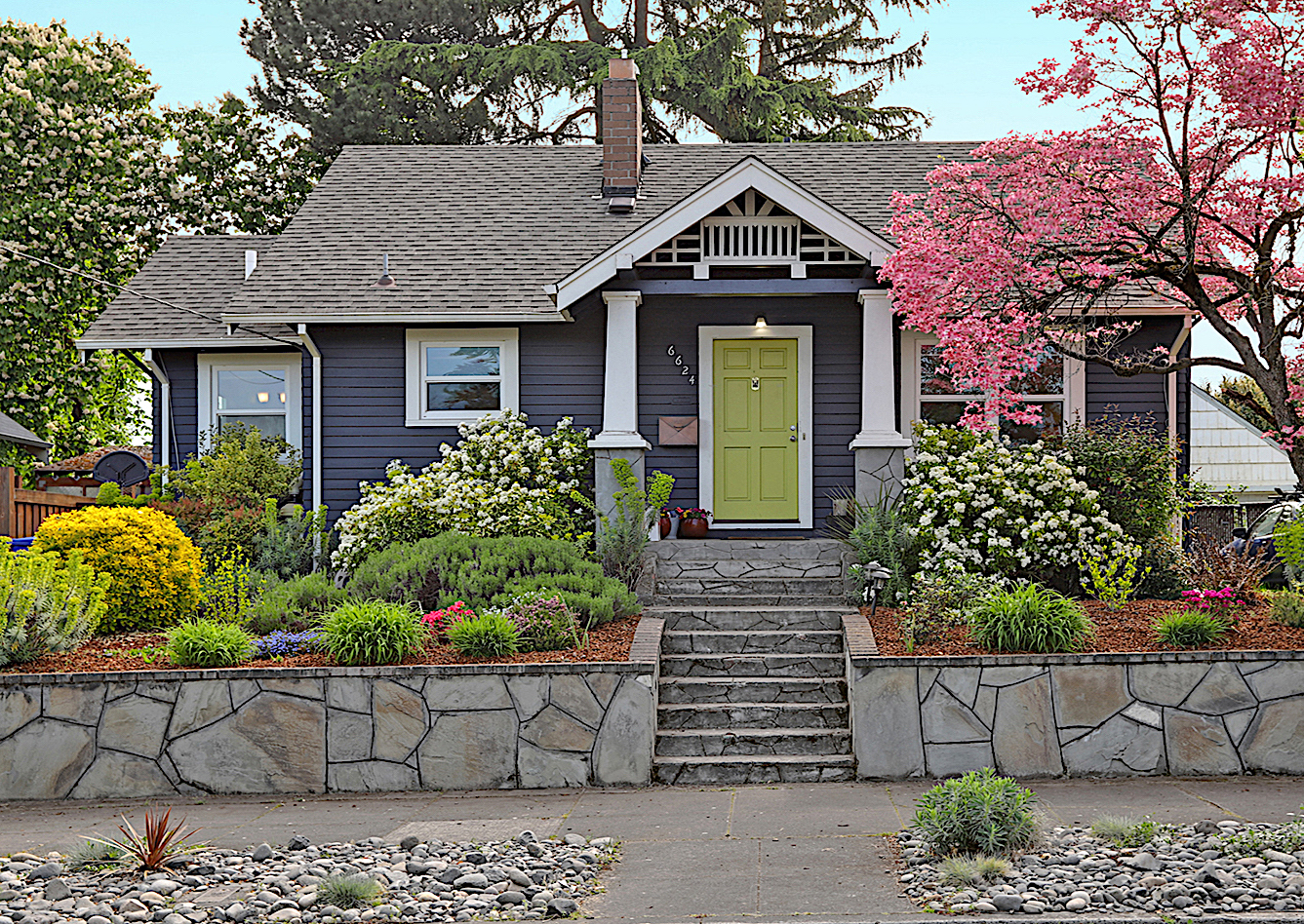 Gorgeous Craftsman Bungalow