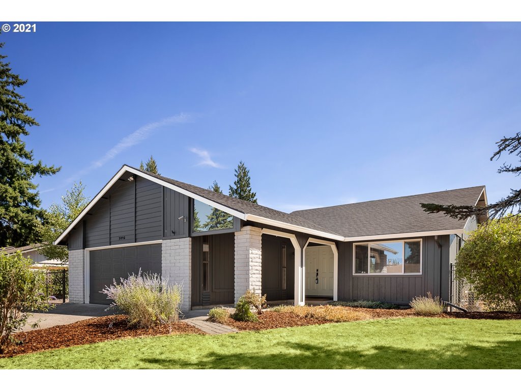 Time for a change Living Room Realty