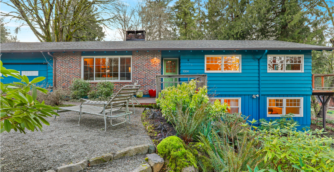 New Listing! Midcentury Daylight Ranch in Lake Oswego