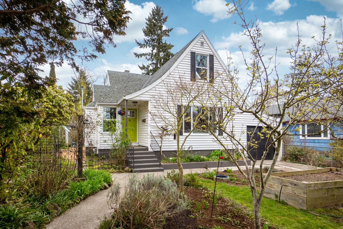 Just Listed | 5264 N Amherst St | Perfect University Park English | $579,000