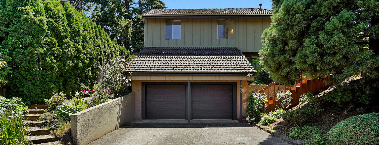Just Listed! Multi-Story Salem Stunner