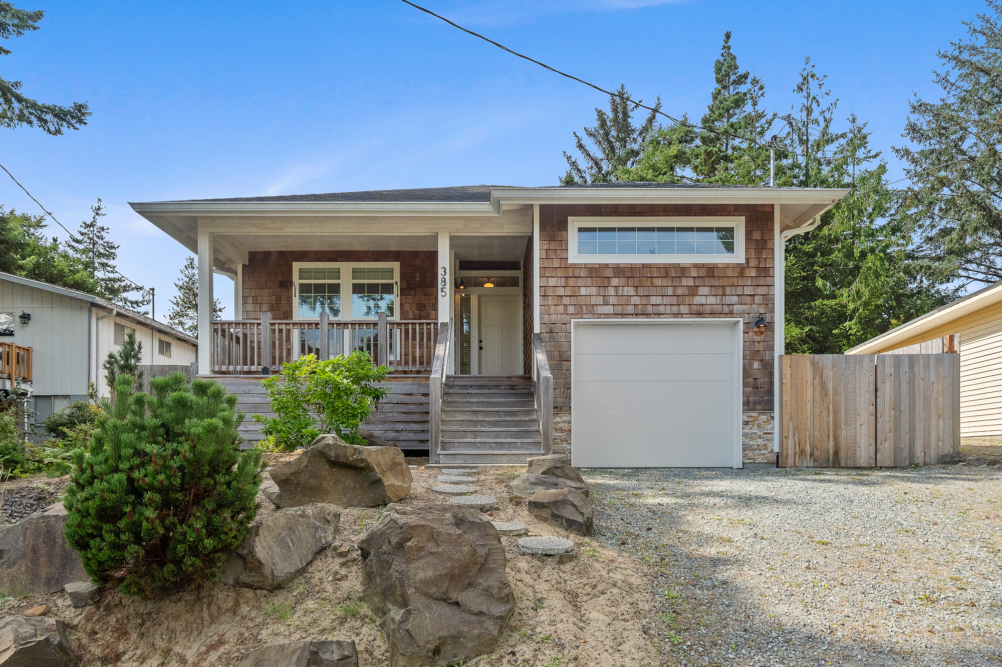 Coastal Cottage in Manzanita